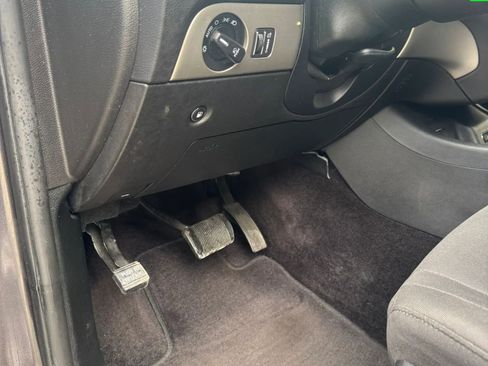 Used 2018 Dodge Durango SXT w/ 3rd Row Seating Group RWD image 15