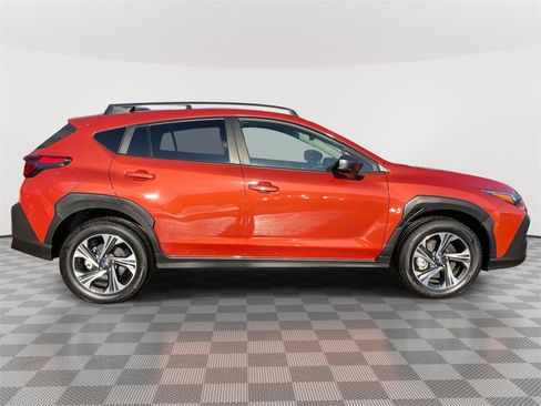 Used 2024 Subaru Crosstrek 2.0i Premium w/ Popular Package #3 image 8