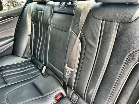 Used 2017 BMW 530i RWD image 18