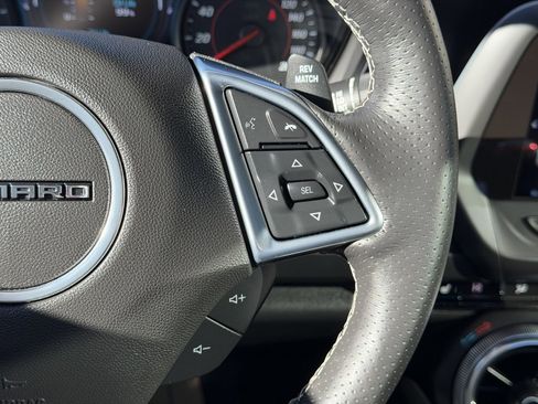 Used 2017 Chevrolet Camaro SS image 20