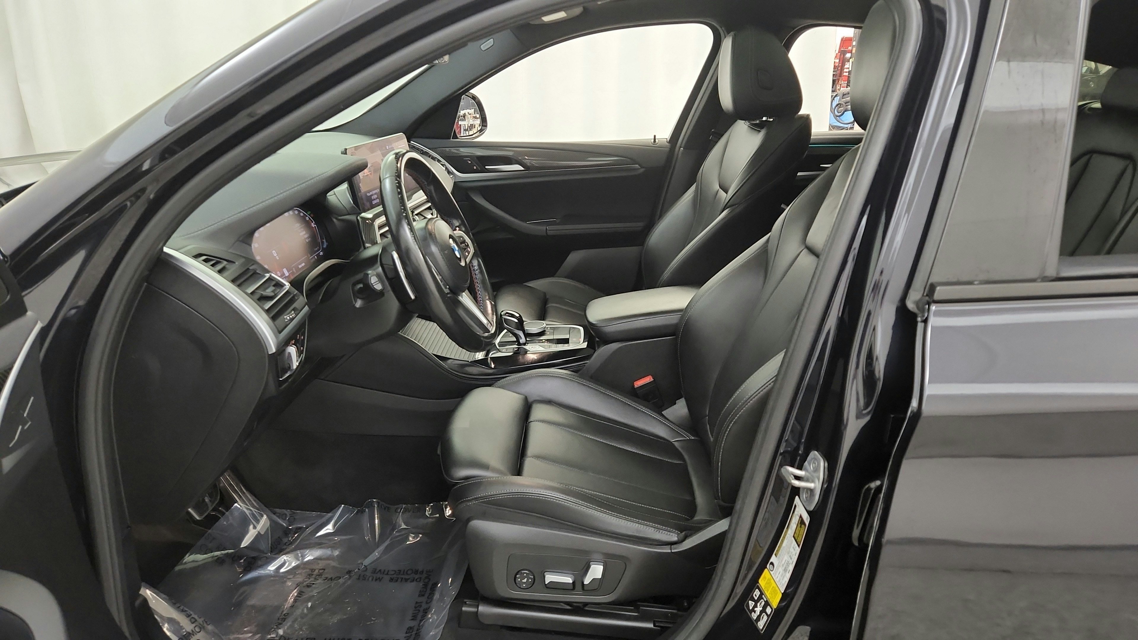 Used 2022 BMW X4 M40i AWD/4WD image 18