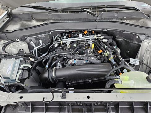 New 2026 Ford Explorer Active w/ Active Comfort Package RWD image 29