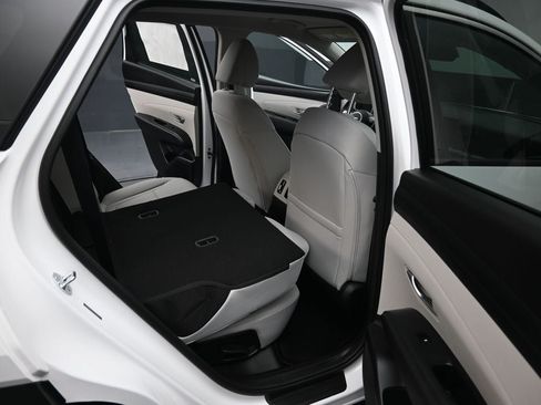Certified 2026 Hyundai Tucson SEL AWD/4WD image 32