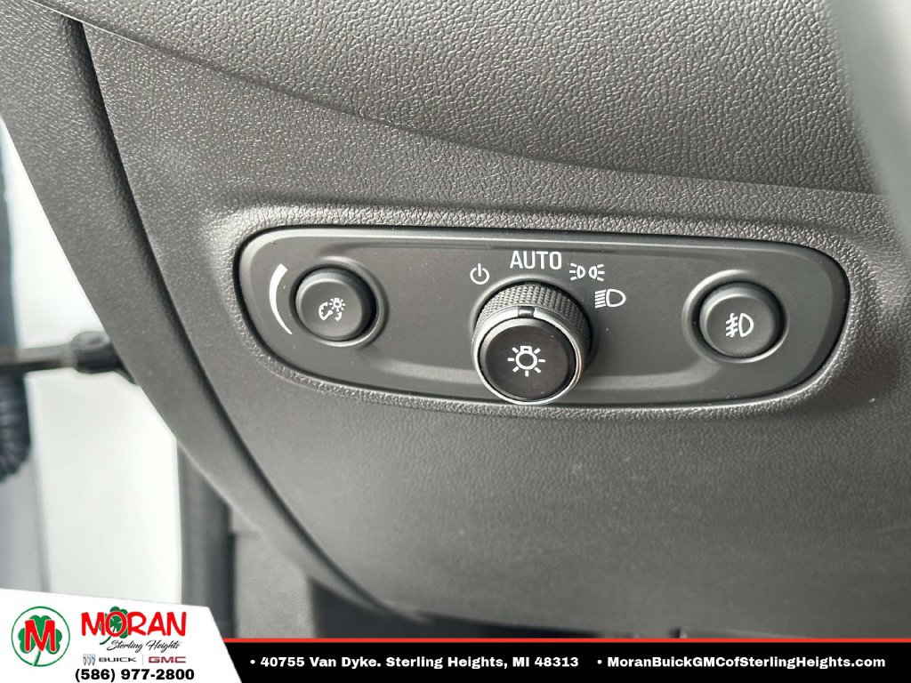 Certified 2024 Chevrolet Equinox Premier FWD image 19