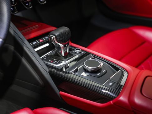Used 2020 Audi R8 V10 performance AWD/4WD image 31