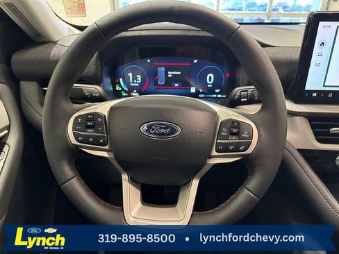 New 2026 Ford Explorer Active w/ Active Comfort Package image 10