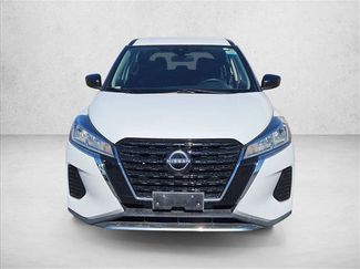 Used 2022 Nissan Kicks S video 2