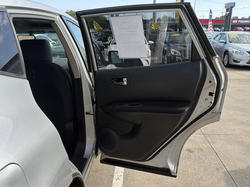 Used 2013 Nissan Rogue S w/ Special Edition Pkg FWD image 25