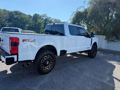 Used 2023 Ford F250 Lariat w/ Sport Appearance Package AWD/4WD image 3
