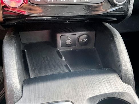 Used 2024 Ford Escape Platinum AWD/4WD image 32