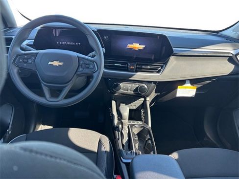 Used 2026 Chevrolet TrailBlazer LT w/ Driver Confidence Package image 10