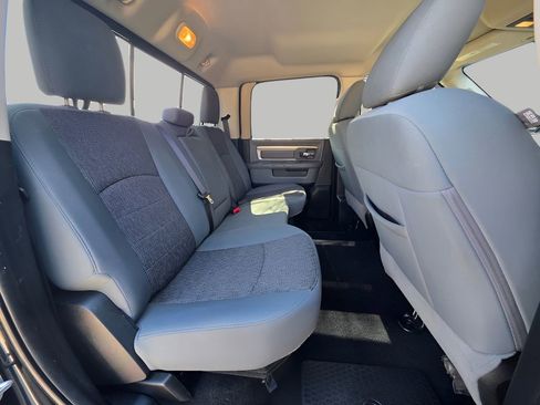 Used 2018 RAM 1500 Big Horn image 6