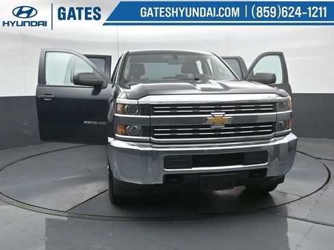 Used 2017 Chevrolet Silverado 2500 W/T image 39