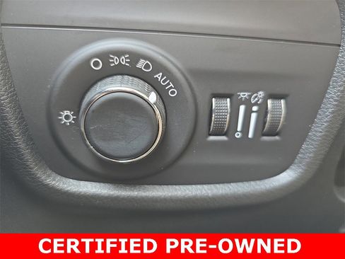 Used 2023 Jeep Grand Cherokee Laredo image 26