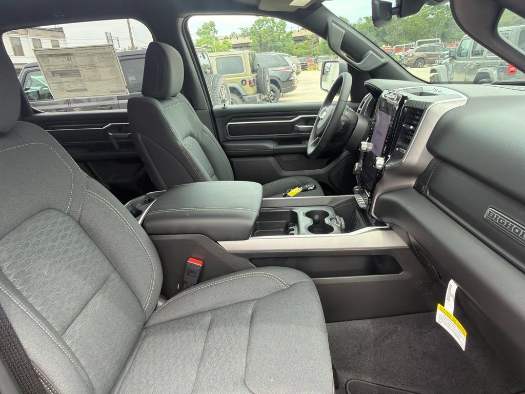New 2026 RAM 1500 Big Horn AWD/4WD image 24