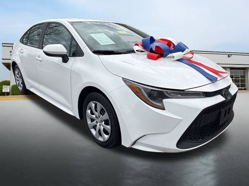 Used 2022 Toyota Corolla LE image 7