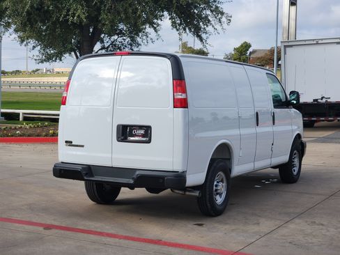 New 2025 Chevrolet Express 2500 w/ Driver Convenience Package image 13