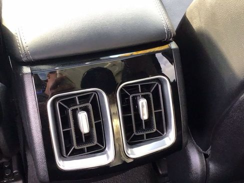 Used 2023 Kia Sorento SX Prestige image 15