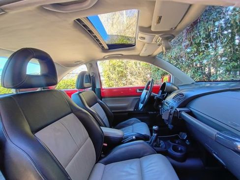 Used 2002 Volkswagen Beetle S image 61