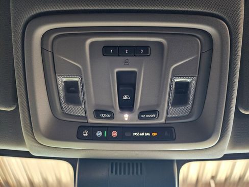 Used 2023 GMC Sierra 1500 Denali w/ Technology Package AWD/4WD image 71