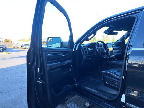 Used 2022 RAM 1500 Limited w/ Body-Colour Bumper Group image 10