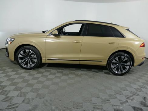 Used 2024 Audi Q8 Premium Plus AWD/4WD image 4