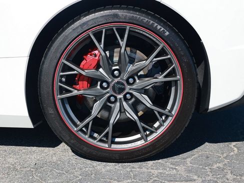 Used 2023 Chevrolet Corvette Stingray Premium Conv w/ Z51 Performance Package RWD image 10