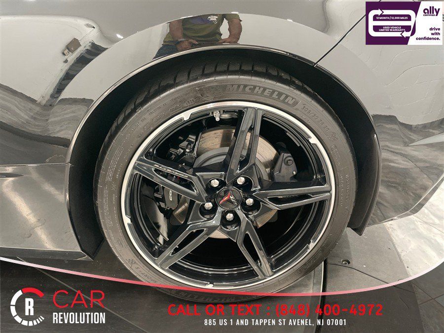 Used 2021 Chevrolet Corvette Stingray Premium Conv w/ Z51 Performance Package RWD image 28