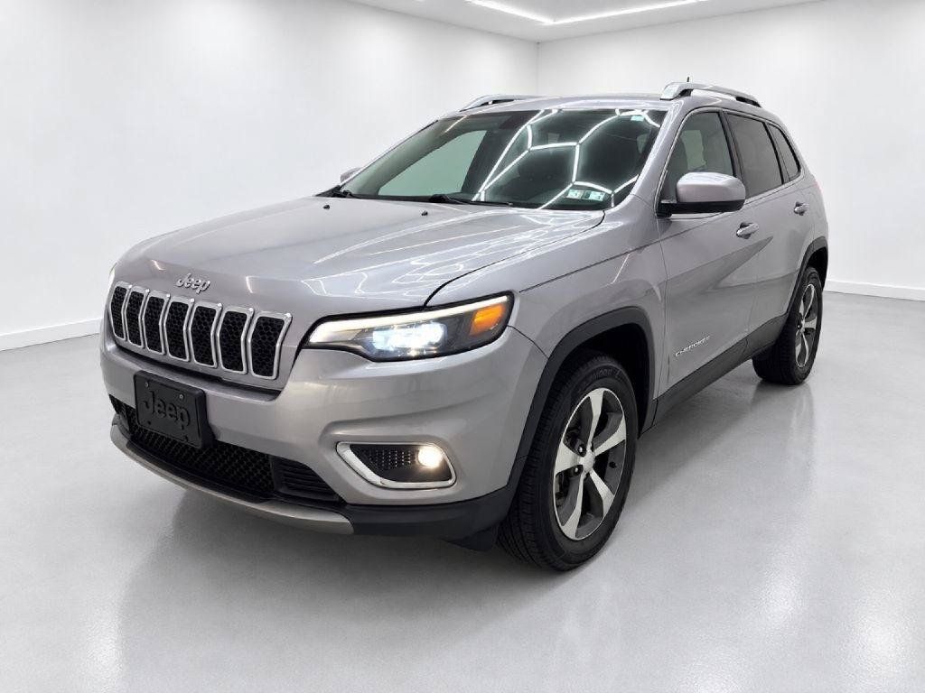 Used 2019 Jeep Cherokee Limited AWD/4WD image 7