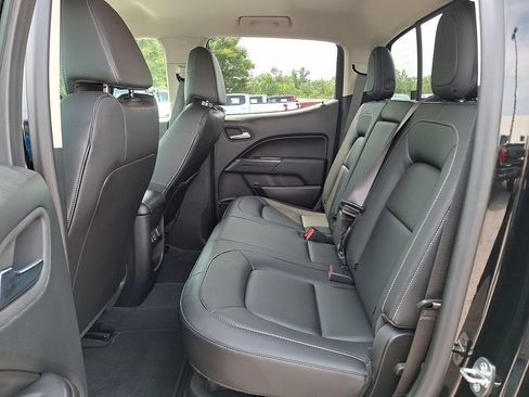 Used 2022 Chevrolet Colorado ZR2 AWD/4WD image 13