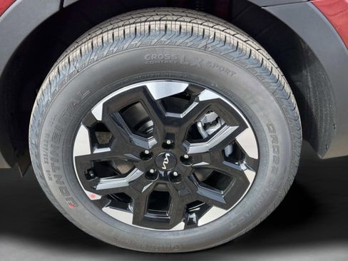 New 2025 Kia Sorento S w/ Panoramic Sunroof Package image 11