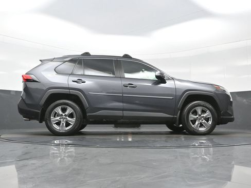 Used 2024 Toyota RAV4 XLE AWD/4WD image 33