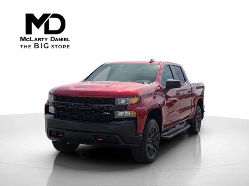 Certified 2021 Chevrolet Silverado 1500 Custom Trail Boss image 2
