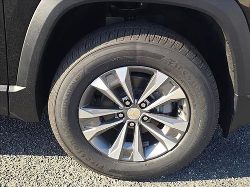 New 2026 Chevrolet Equinox LT FWD image 30