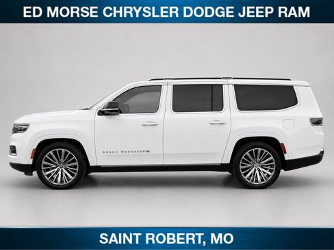 Used 2023 Jeep Grand Wagoneer L Series III AWD/4WD image 8