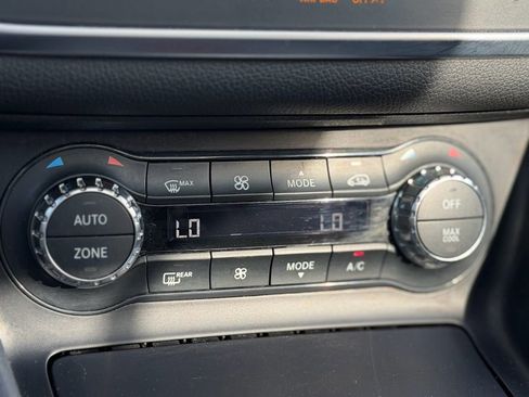 Used 2017 Mercedes-Benz GLA 250 4MATIC image 17