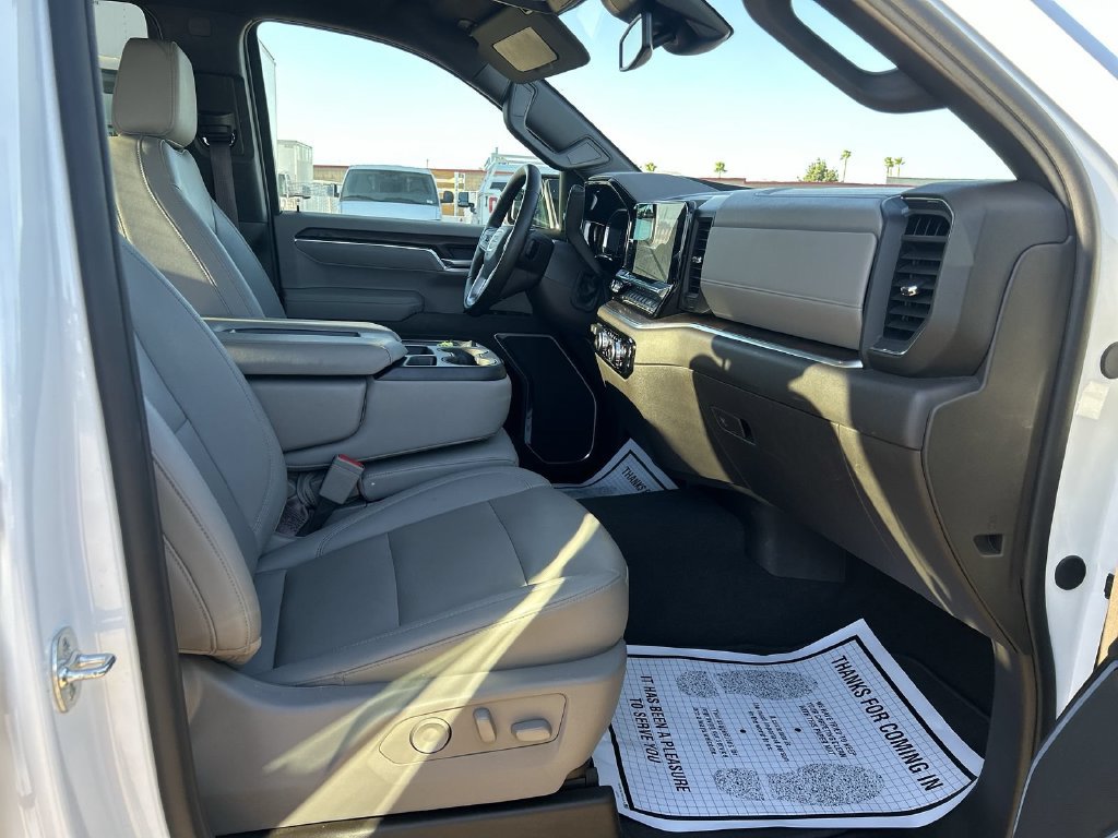 Certified 2026 GMC Sierra 1500 SLT RWD image 26