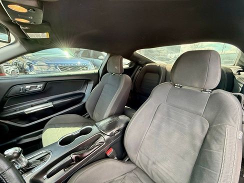 Used 2016 Ford Mustang GT image 14