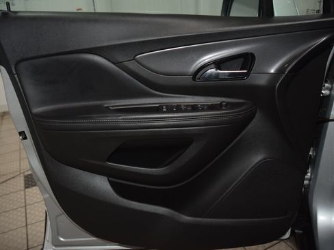 Used 2021 Buick Encore Preferred w/ Safety Package AWD/4WD image 42