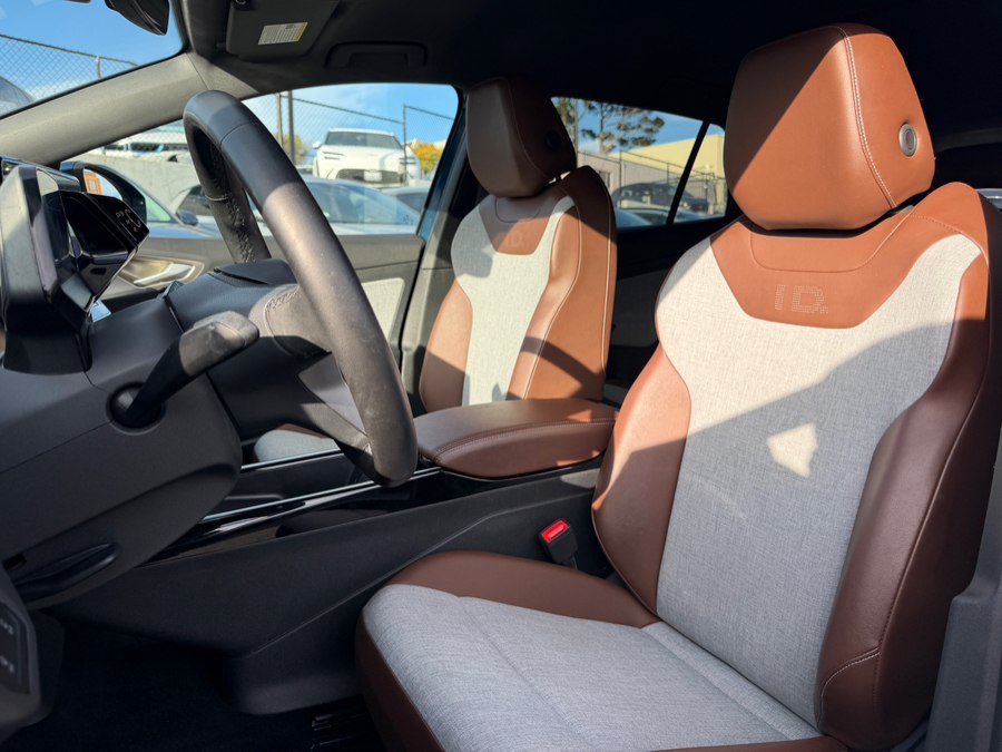 Used 2023 Volkswagen ID.4 Pro RWD image 18