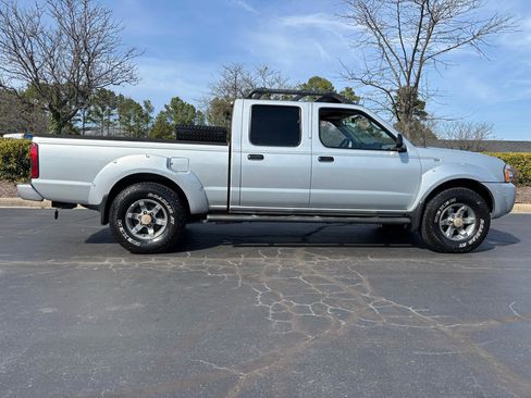 Used 2003 Nissan Frontier XE w/ XE Pwr Pkg image 8