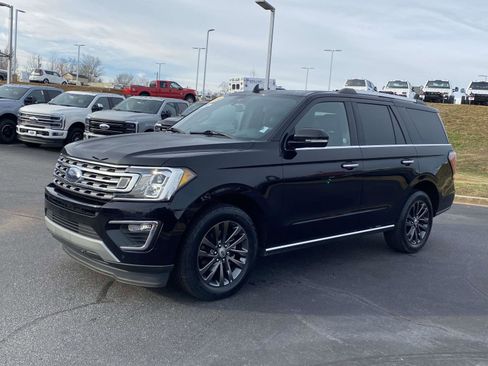 Used 2020 Ford Expedition Limited image 3