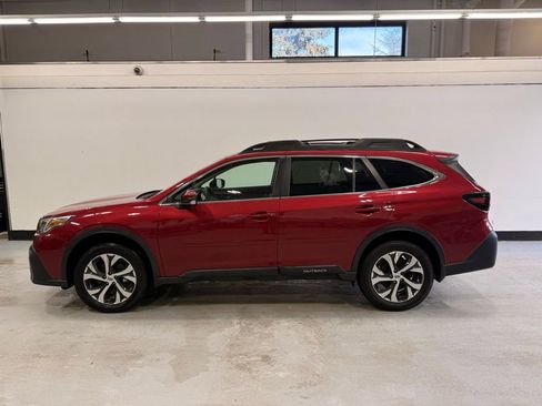 Used 2020 Subaru Outback Limited XT image 2
