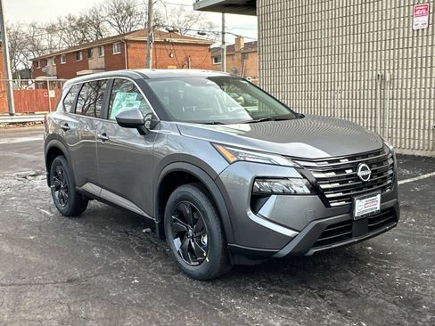 New 2026 Nissan Rogue SV AWD/4WD image 3