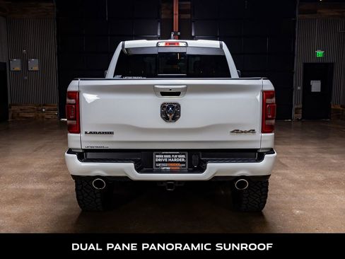 Used 2022 RAM 1500 Laramie w/ Sport Appearance Package AWD/4WD image 8