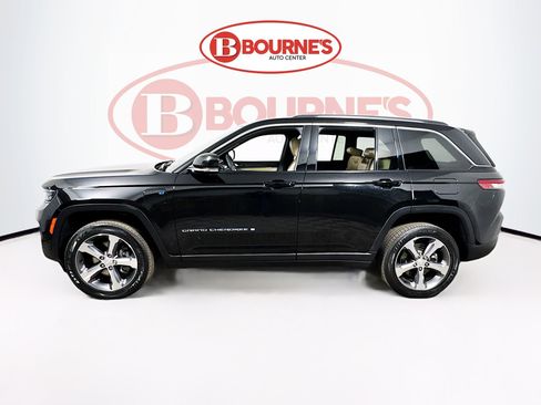 Used 2023 Jeep Grand Cherokee 4WD 4xe image 9