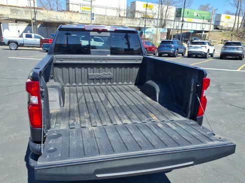 Used 2022 Chevrolet Silverado 1500 High Country w/ High Country Premium Package image 19