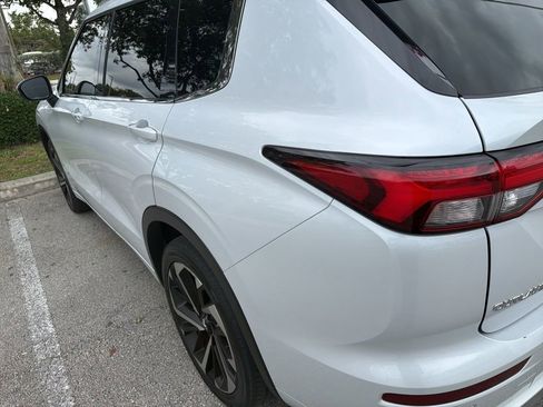 Used 2024 Mitsubishi Outlander SEL FWD image 4