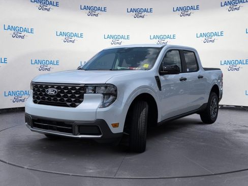 New 2026 Ford Maverick XLT w/ XLT Luxury Package FWD image 11