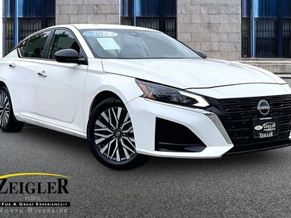 Used 2025 Nissan Altima 2.5 SV
